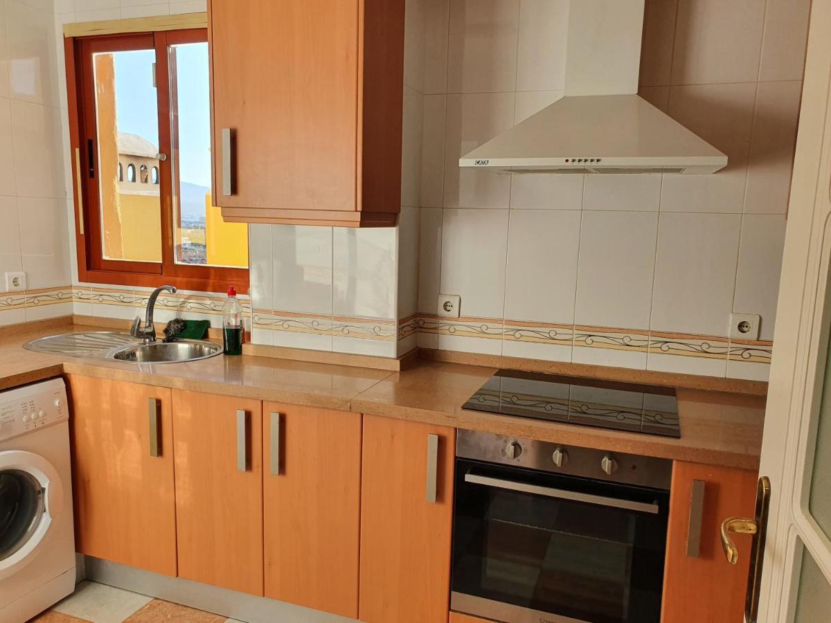 Seaview A Spectacular 3 Bed 3 Bathroom Penthouse Manilva Exteriér fotografie